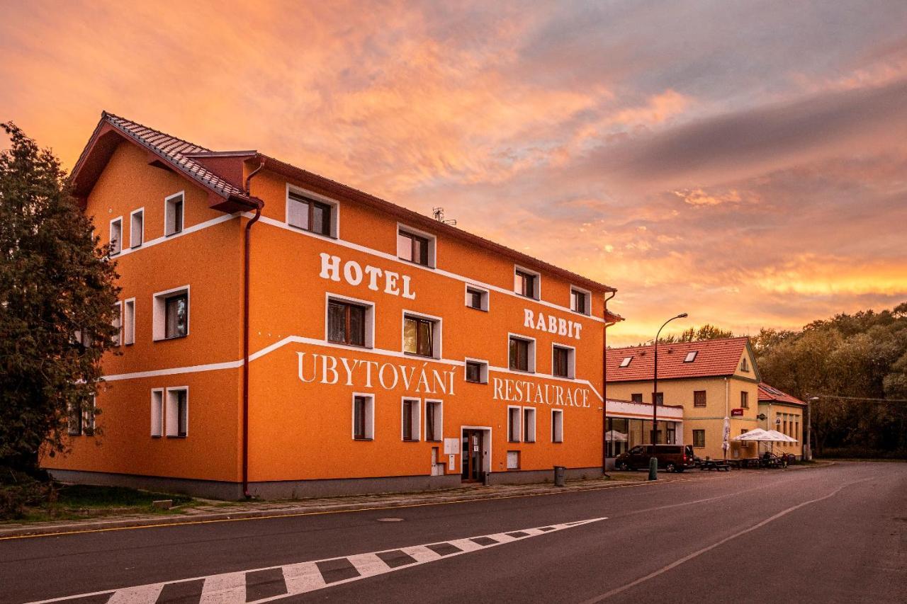 Hotel Rabbit Trhovy Stepanov المظهر الخارجي الصورة