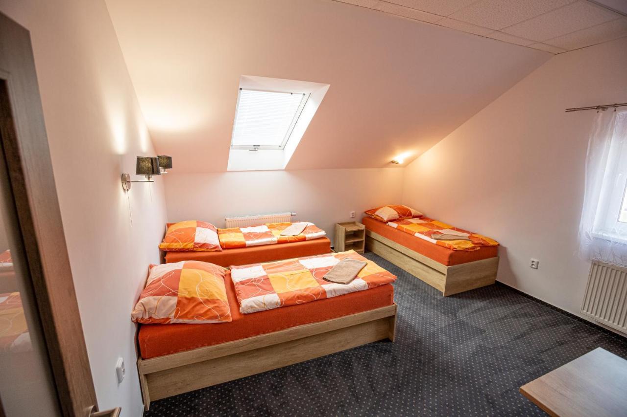 Hotel Rabbit Trhovy Stepanov المظهر الخارجي الصورة