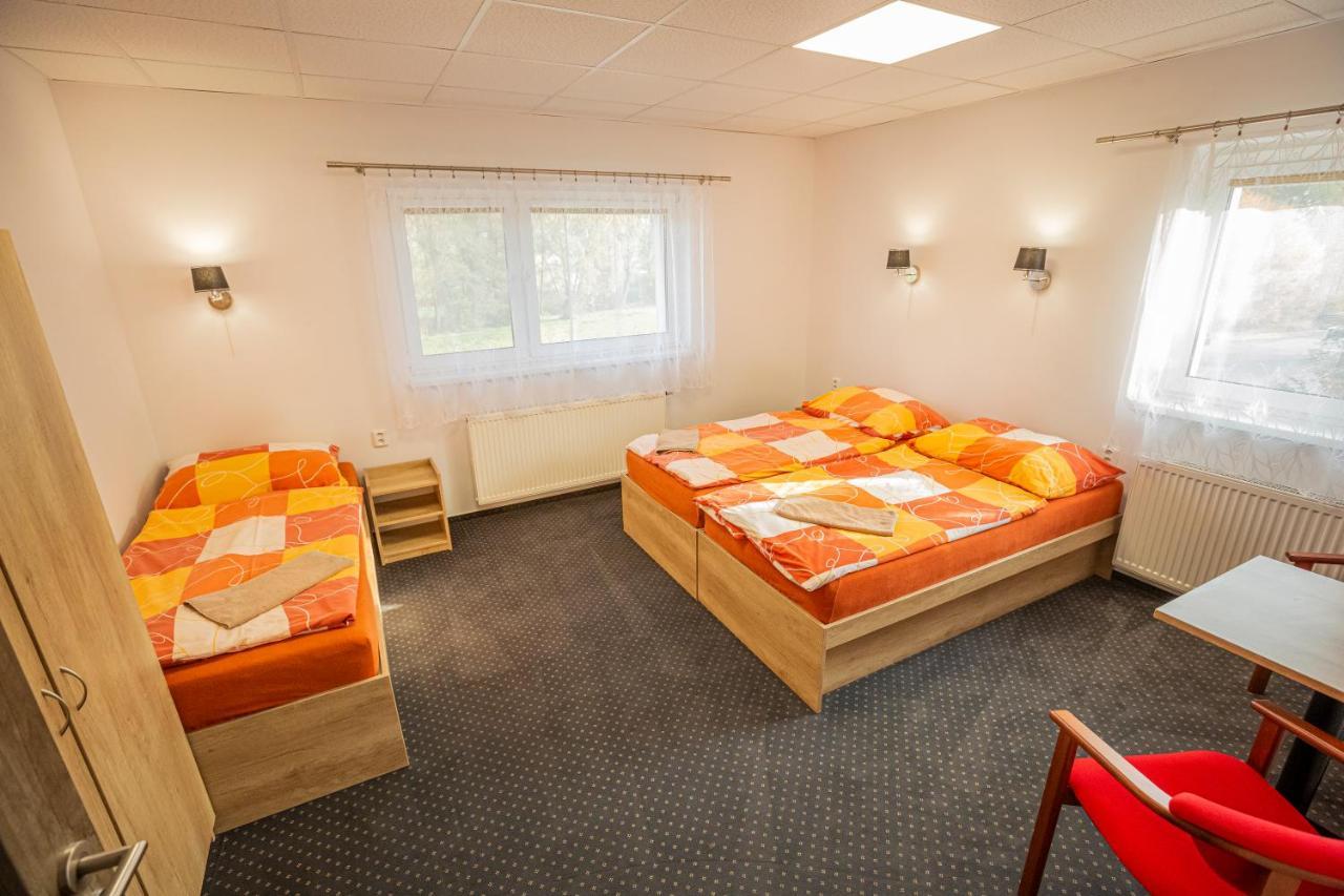 Hotel Rabbit Trhovy Stepanov المظهر الخارجي الصورة