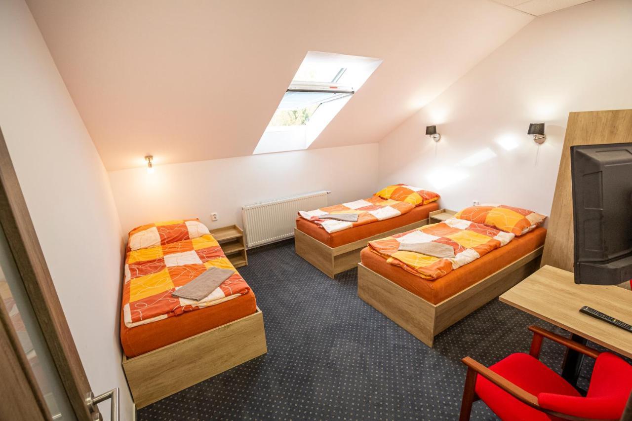 Hotel Rabbit Trhovy Stepanov المظهر الخارجي الصورة