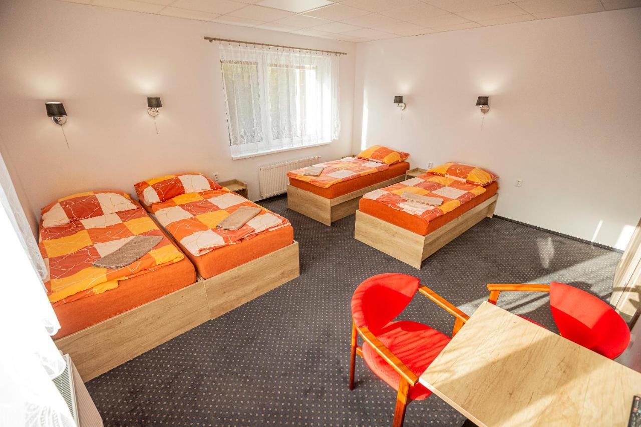Hotel Rabbit Trhovy Stepanov المظهر الخارجي الصورة