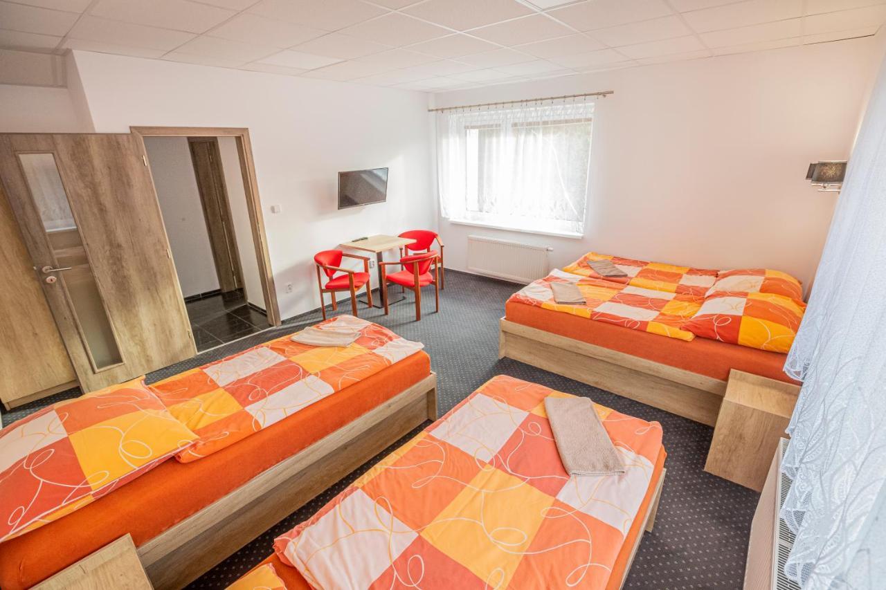Hotel Rabbit Trhovy Stepanov المظهر الخارجي الصورة